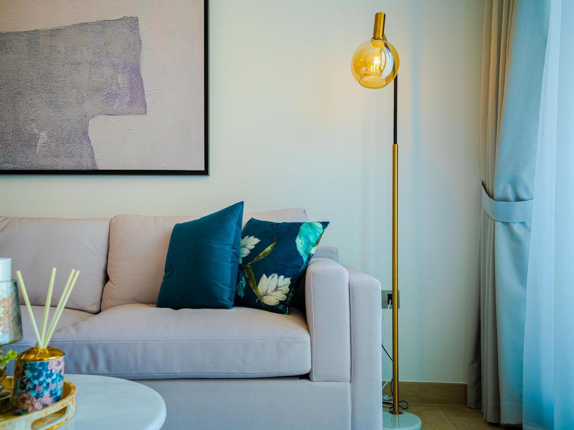 Sophisticated 1 Bed In Marina Apartment *